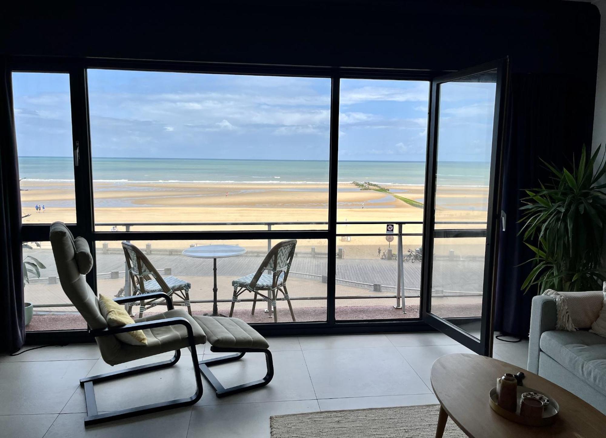 Panoramic Seaview Apartment With Free Private Garage Oostende Exterior foto